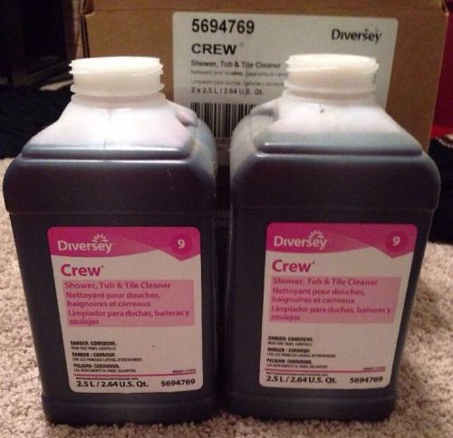 2 DIVERSEY Crew 9 Shower, Tub, Tile Cleaner 5694769 Pack Of 2 Lot 2.64 Qt Each