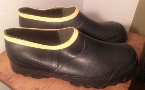 LACROSSE OVERSHOES MENS SIZE 12 BLACK VINYL EUC