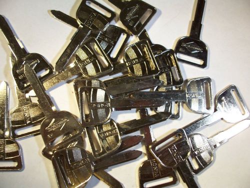 24  HONDA  ORG   BRIGGS &amp; STATTION  321729    KEY BLANK  UNCUT    LOCKSMITH