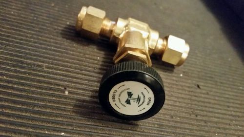 Nupro Brass Screwed-Bonnet Needle Valve 3/8&#034; Swagelok Tube Fitting B-6JN