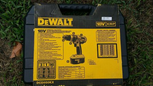 NEW DeWalt XRP 18V 1/2&#034; Cordless Hammer Drill/Drill/Driver DCD950KX complete