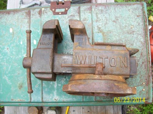 WILTON 4&#034; WIDE JAW BENCH VISE W/ SWIVEL BASE W/ ANVIL 1644 644 110003 11037