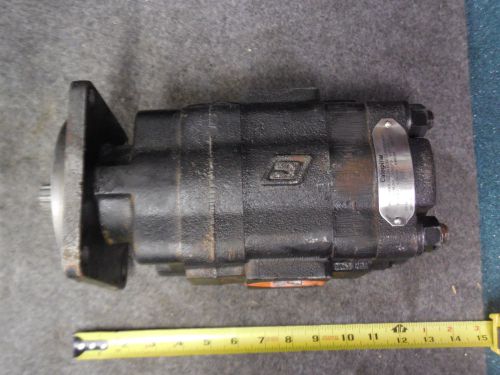 NEW CATERPILLAR HYDRAULIC PUMP # 077-8111 # 0778111