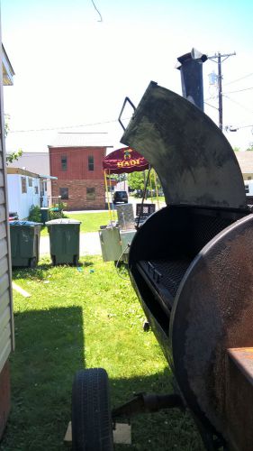 BBQ SMOKER TRAILER/ ROTISSERIE