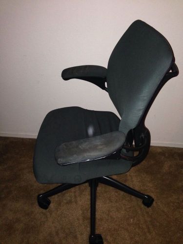 HumanScale Freedom Ergonomic Task Chair