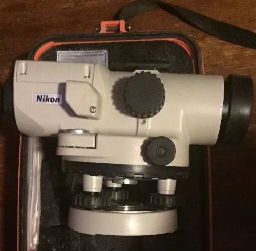 Nikon AE-7 Automatic Auto Level 30x Magnification