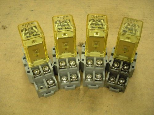 Idec Relay RH2B-UL with Idec Socket SH2B-05 , lot of 4