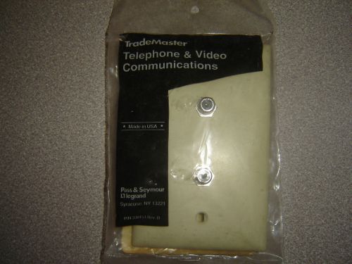 Pass &amp; Seymour TPCATV-I Legrand  (2) F type F-81 Coax Connector Wall Plate Ivory