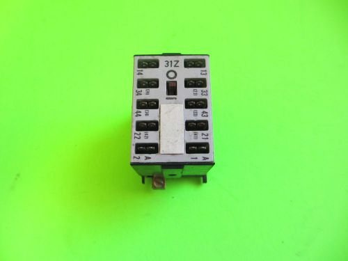 Siemens 3TJ1001-2BB4 24V Relay