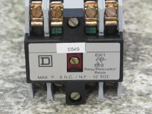 SQUARE D 8501XO1000 CONTROL RELAYS (NEW IN BOX)