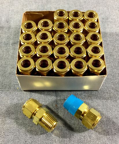 Swagelok b-810-1-8 1/2&#034; tube to 1/2&#034; male npt fittings -nib! for sale