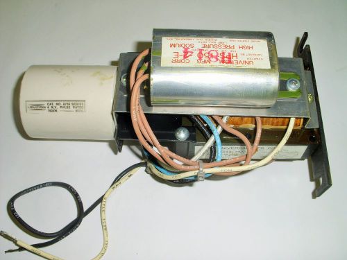 Universal HPS Ballast Assembly with Lamp Socket 50W 120V S-68. NOS