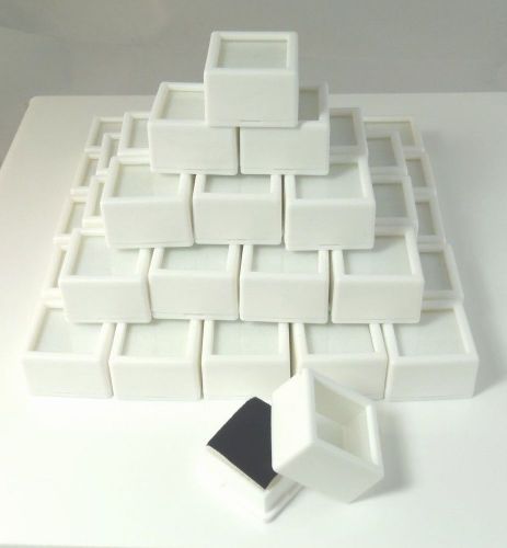 50 PCS 1-1/16x3/4&#034; WHITE SQUARE Glass Top Gem Jar/Box display gold/gem/coin