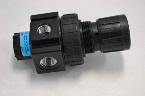 NEW WILKERSON R12-03-F000 250PSI 3/8 IN PNEUMATIC REGULATOR B308342