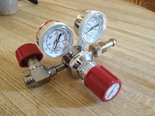 Prostar Platinum Pressure Regulator 1  PRX 302339 Praxair