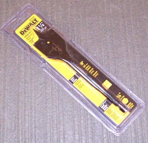 DeWALT DW1584 1-1/4&#034; X 6&#034; Wood Boring Spade Bit