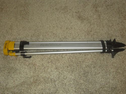 RoboToolz 64&#034; Max Transit Tripod Aluminum, Used