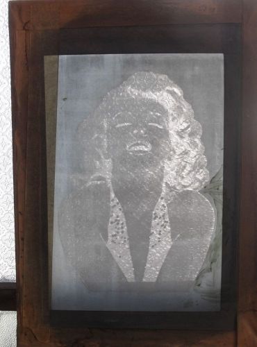 VINTAGE SILK SCREEN FRAME AND SCREEN OF MARILYN MONROE