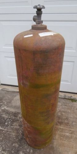 Used Large Acetylene Welding Tank - Has Gas In It - SL-1033 - 215