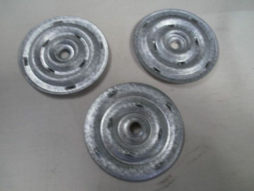 2 1/2&#034; IN DIAMETER, GALVANIZED WASHERS. TREADED CENTERS. 100 WASHERS PER BOX.