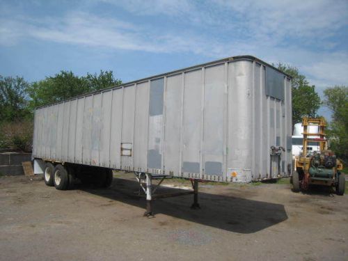 40&#039; Strick Storage Trailer