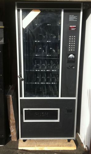 Vending machine FSI 3114 Glass Front Merchandiser Snack Chips Candy