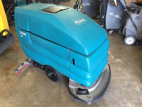 Tennant 5700 XP 36&#034; Floor Scrubber