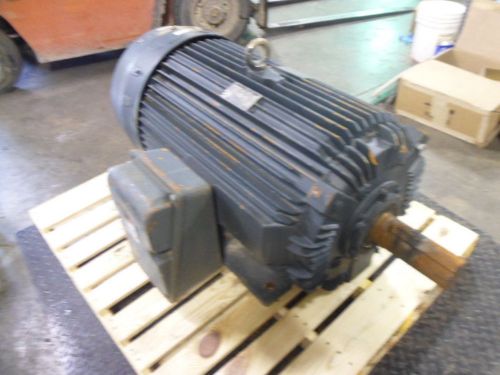 TOSHIBA 200HP EQP 841 MOTOR @526913J FR:447T VOLT:460 1780:RPM PH:3 USED