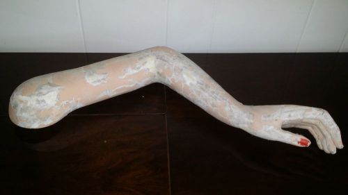 Creepy 21&#034; female mannequin arm and hand outstretched bent