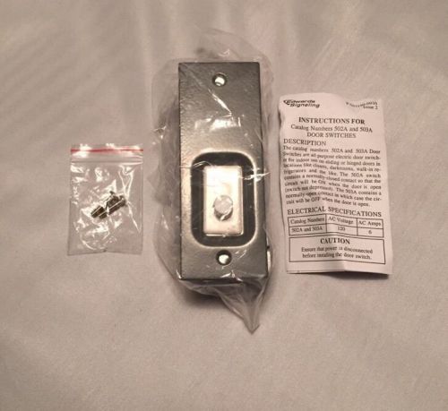 Edwards Signaling Door Light Switch Model 502A 120V 60Hz