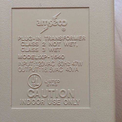 AMSECO PLUG-IN TRANSFORMER MODEL# XP-1640, 120VAC/16.5VAC 40VA. TESTED OK.