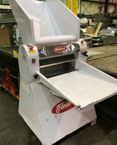 Fleetwood 22&#034; floor model dough roller, pasta machine  cmfs-550 for sale