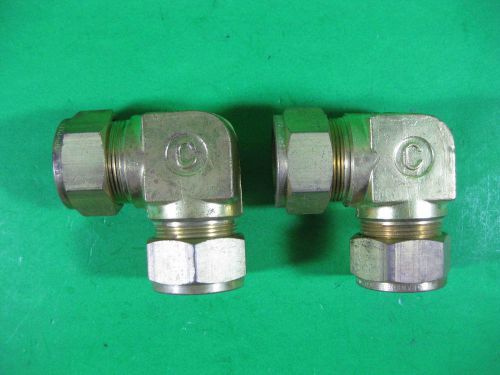 Crawford/Swagelok Tube, Union Elbow 7/8&#034; Brass OD -- B-1410-9 -- (Lot of 2) New