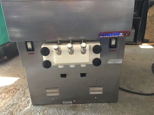 SaniServ Soft Serve Ice Cream Machine 501 w501  1 Phase Air Cool