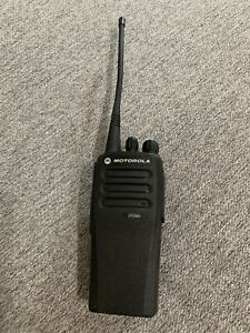 MOTOROLA CP200D UHF 16CH RADIO AAH01QDC9JA2AN