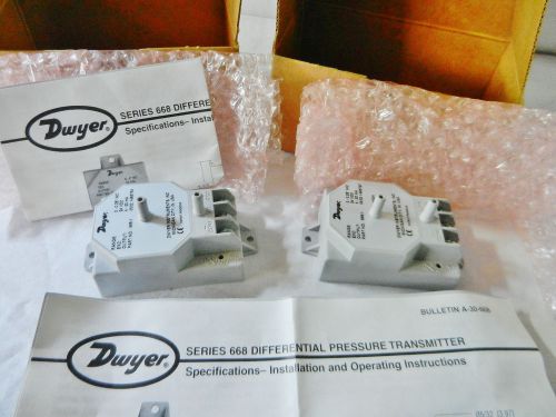 Lot of 2:  Dwyer Instruments 668-1 Differential Pressure Transmitter 0-0.25&#034; 24V