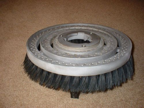 SCRUB BRUSH SHOWER FEED FOR FLOOR MACHINE ,CARPET CLEANING