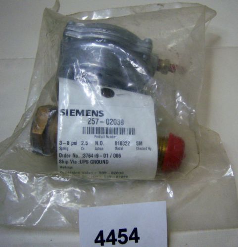 (4454) Siemens Valve and Actuator 257-02039 3-8 Psi NO