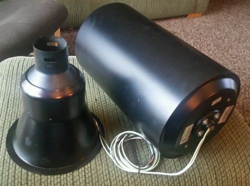 Gotham 8&#034; wall/ceiling mount cylinder light 120v new with reflector black for sale