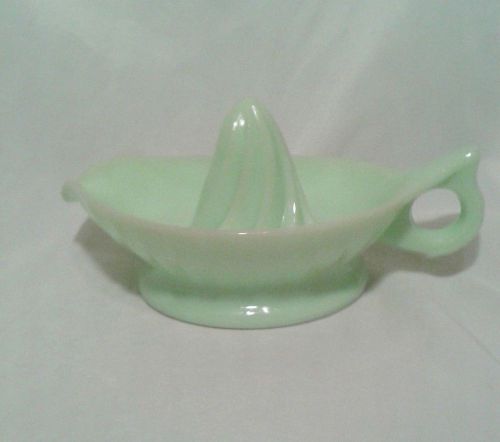 Jeannette Glass Company Vintage Jadeite Reamer Juicer Glassware 100% Authentic