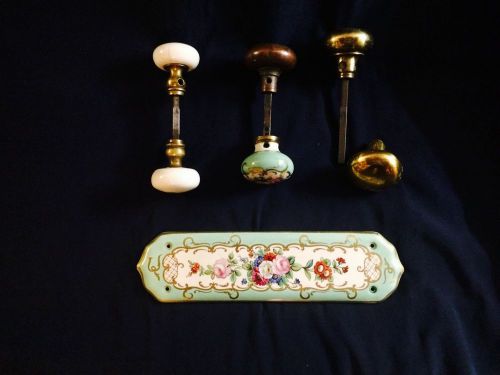 L@@K * VINTAGE BRASS &amp; PORCELAIN DOORKNOBS with PORCELAIN PUSH PLATE