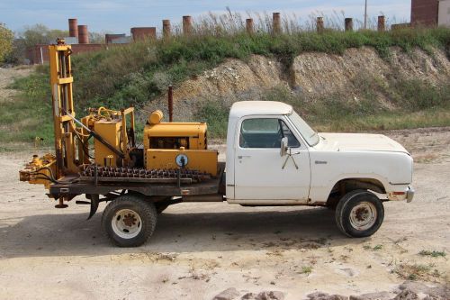 Dodge 200 core drill rig 1974