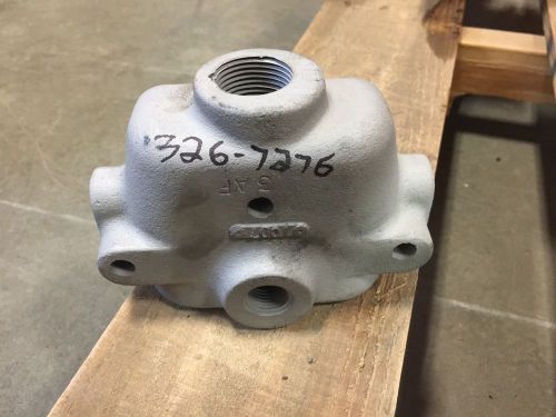 FLUID CYLINDER HEAD