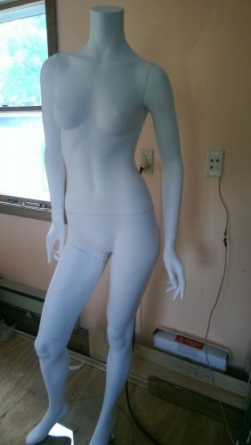 Female mannequin