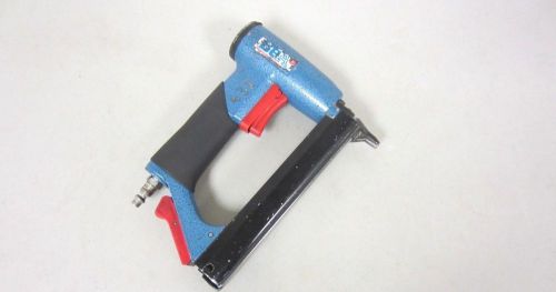 BEA 92/25-550 Pneumatic Fine Wire 20-Gauge Stapler - 3/16-Inch Crown NO RESERVE