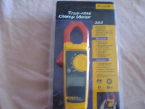 NEW FLUKE TRUE-RMS CLAMP METER 323