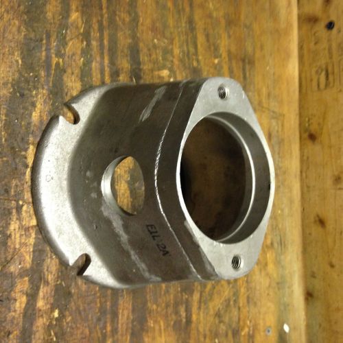 Hydraulic pump mount motor flange SAE A two bolt