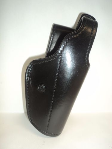 Gould &amp; Goodrich Automatic Duty Holster Sig Sauer P220 RH B723-220