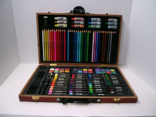 123 PIECE ARTIST DRAWING KIT