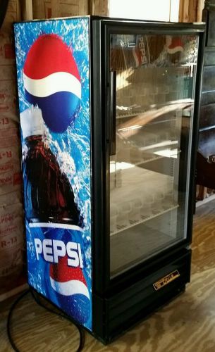 PEPSI BEVERAGE DISPLAY, SINGLE DOOR  REFRIGERATOR, USED, WORKS GREAT!